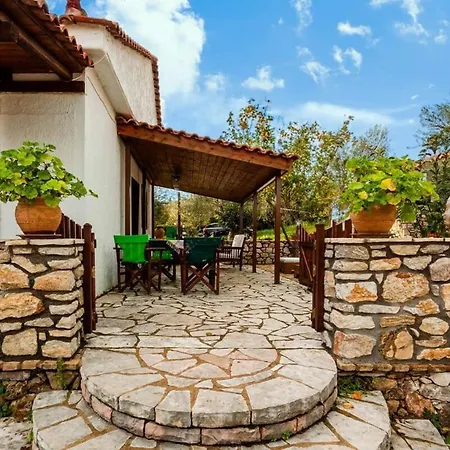The Fairytale House Seaside Retreat *