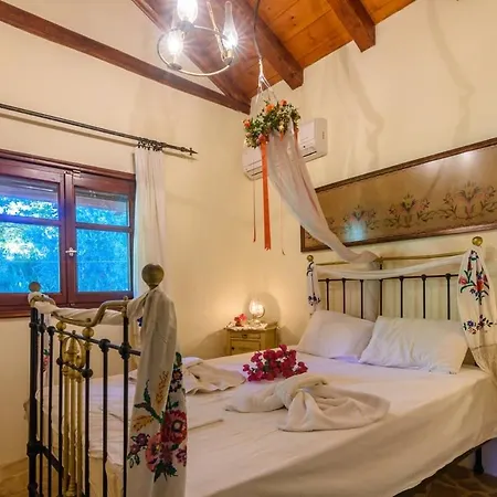 Дом отдыха The Fairytale House Seaside Retreat *